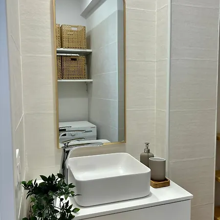 La Casa De Lu, Cruz Centro *