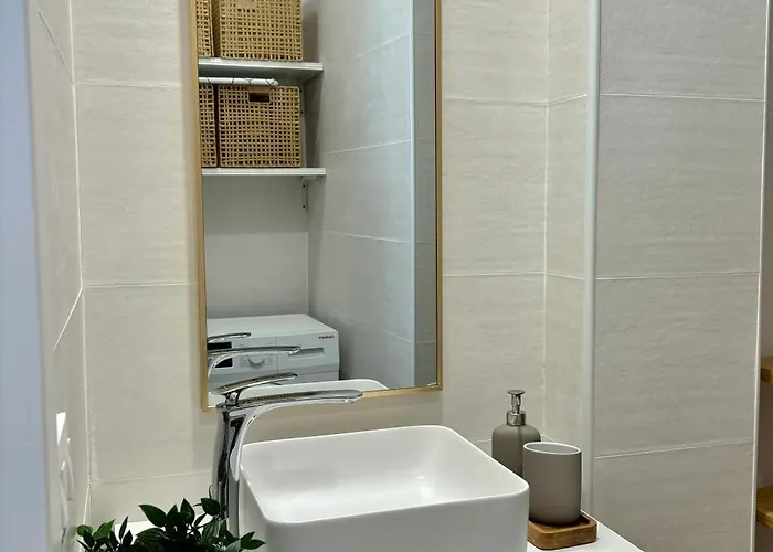 La Casa De Lu, Cruz Centro *